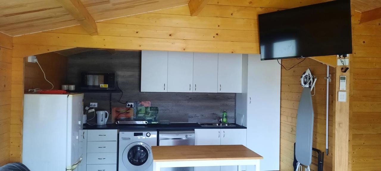 Churchill Cabin Maryborough Exterior foto